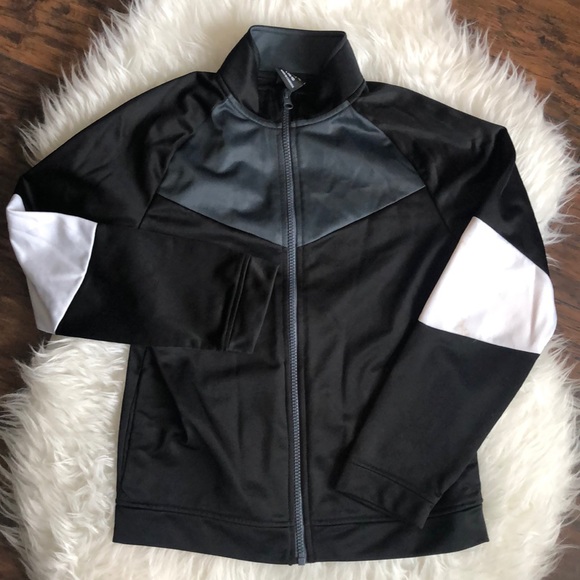 Boys’ Track Suit with Light Lining - Picture 2 of 7